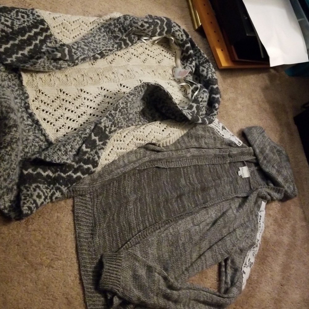 Girls sweater and sweater type vest